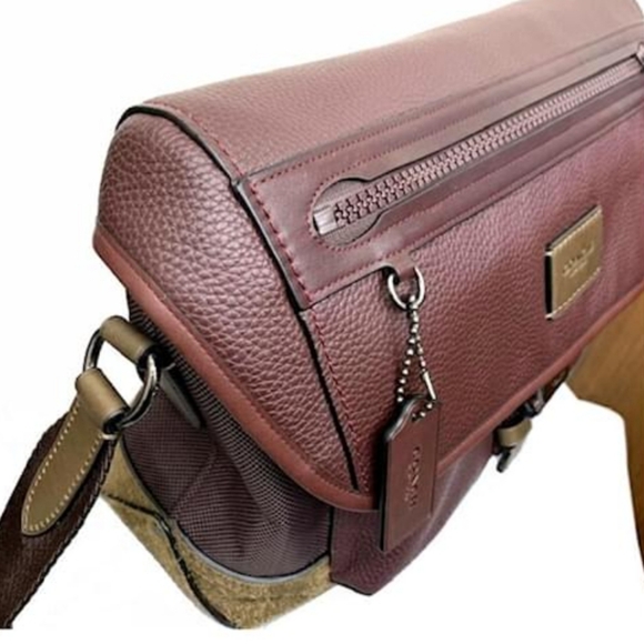 Coach Vintage  Manhattan Bike Messenger Shoulder Bag Bordeaux - Picture 3 of 9